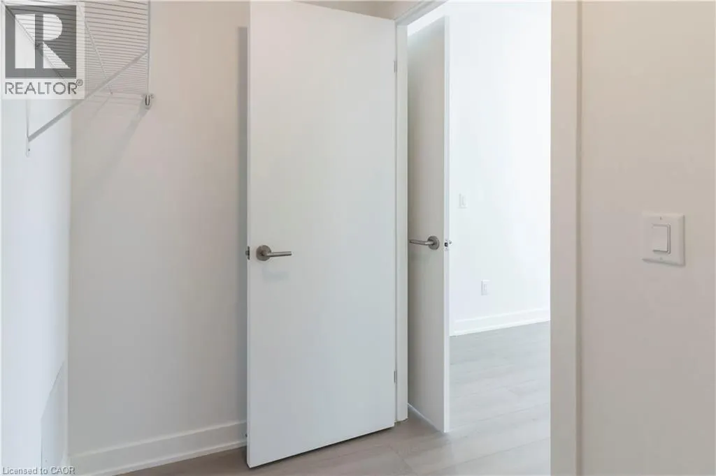 25 WELLINGTON Street S Unit# 2505 #2505