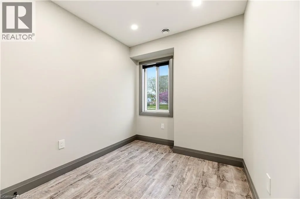 600 NORFOLK Street Unit# 105 #105