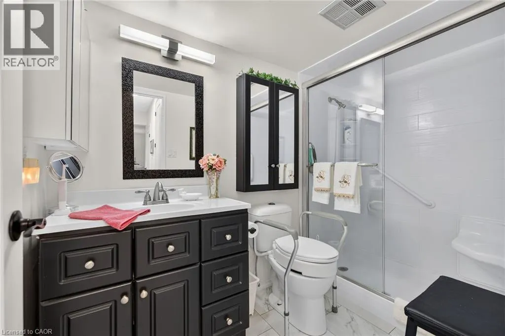 28 ROBINSON Street N Unit# 103 #103
