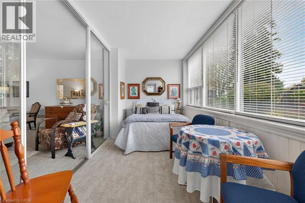 28 ROBINSON Street N Unit# 103 #103