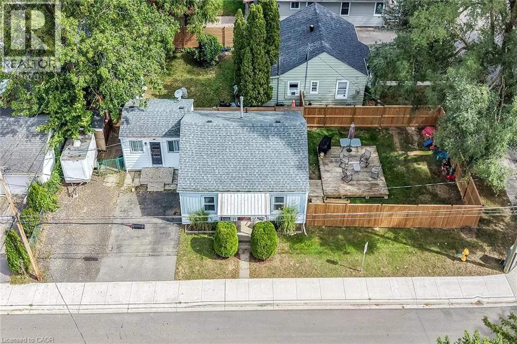 82 DIVISION Street