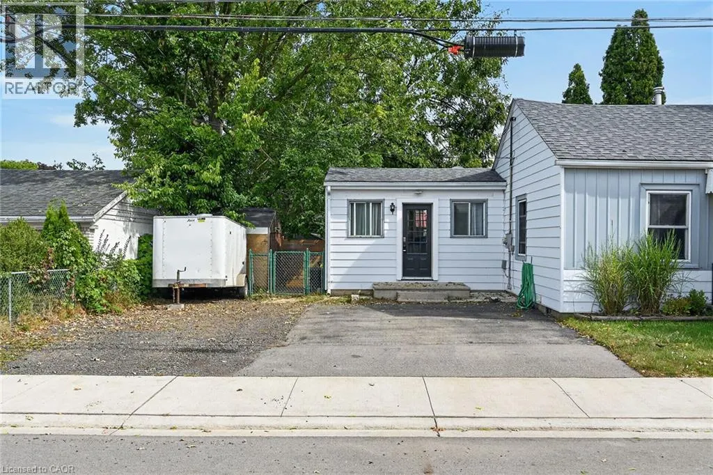 82 DIVISION Street