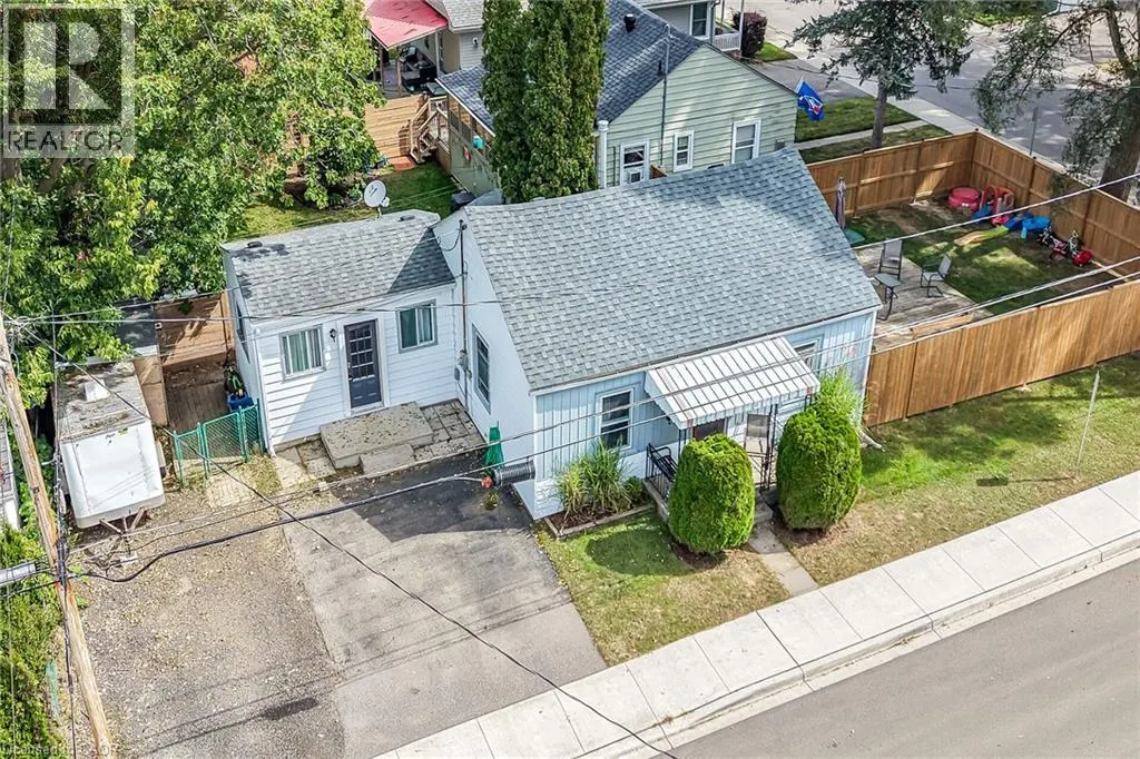 82 DIVISION Street