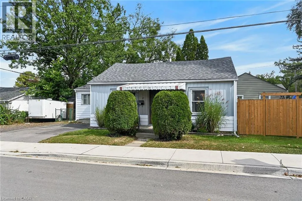 82 DIVISION Street