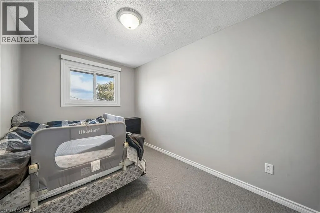 6 DEERFIELD Parkway