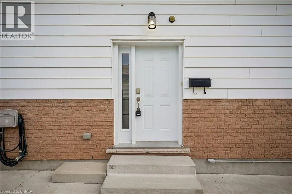 6 DEERFIELD Parkway