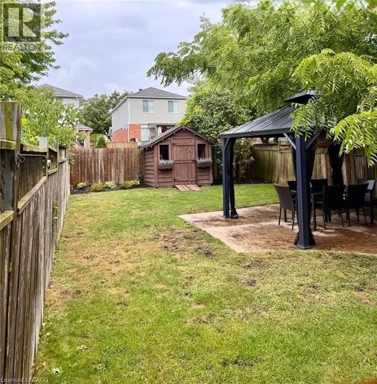 32 MARCY Crescent