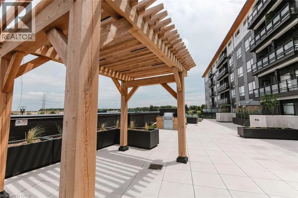 251 NORTHFIELD Drive E Unit# 304 #304
