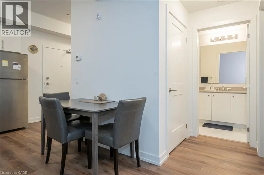 251 NORTHFIELD Drive E Unit# 304 #304