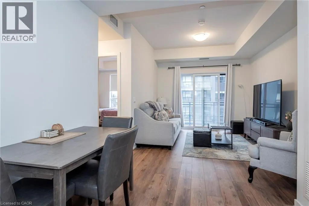 251 NORTHFIELD Drive E Unit# 304 #304