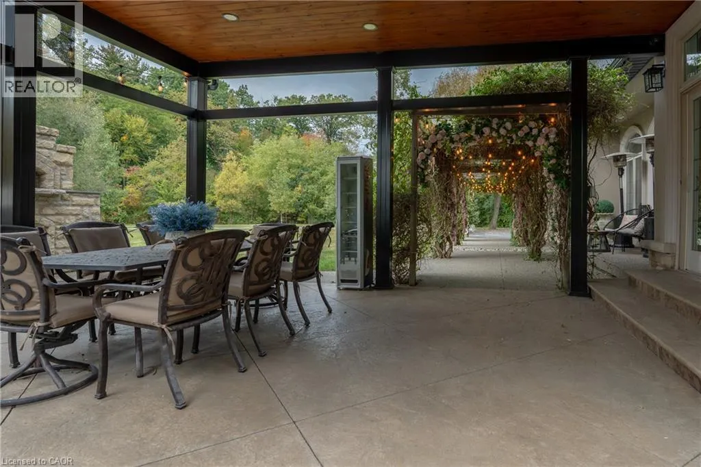 740 FIDDLERS GREEN Road
