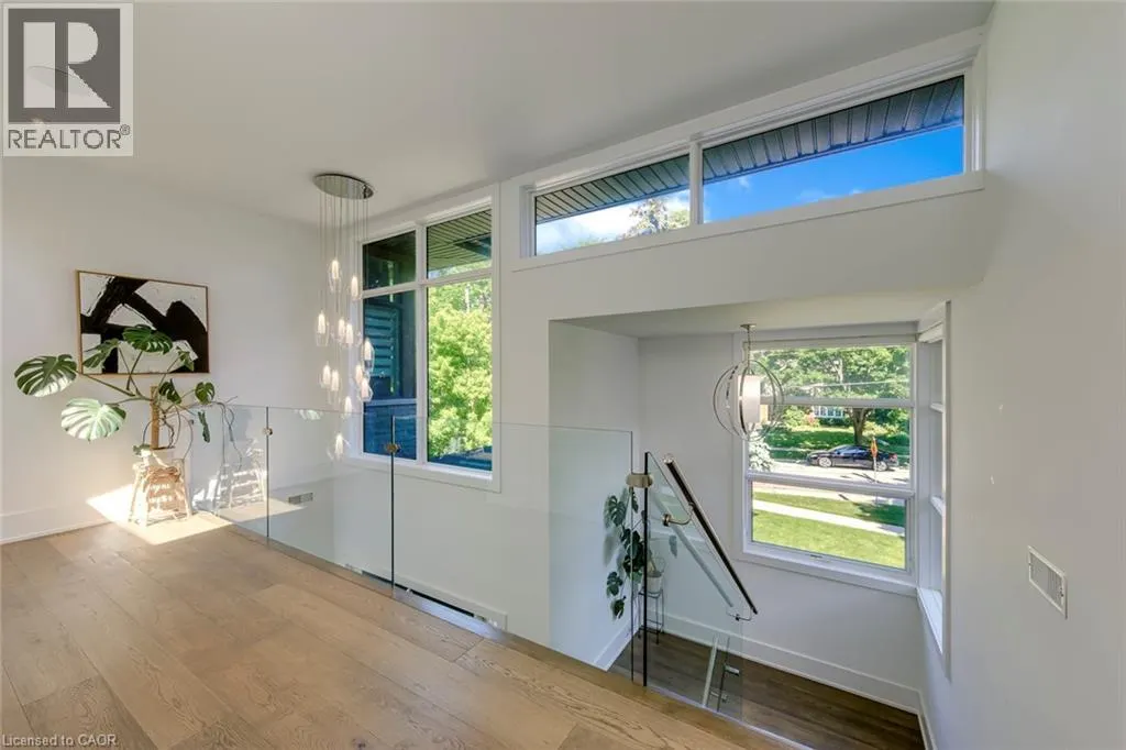 2104 DEVON Road