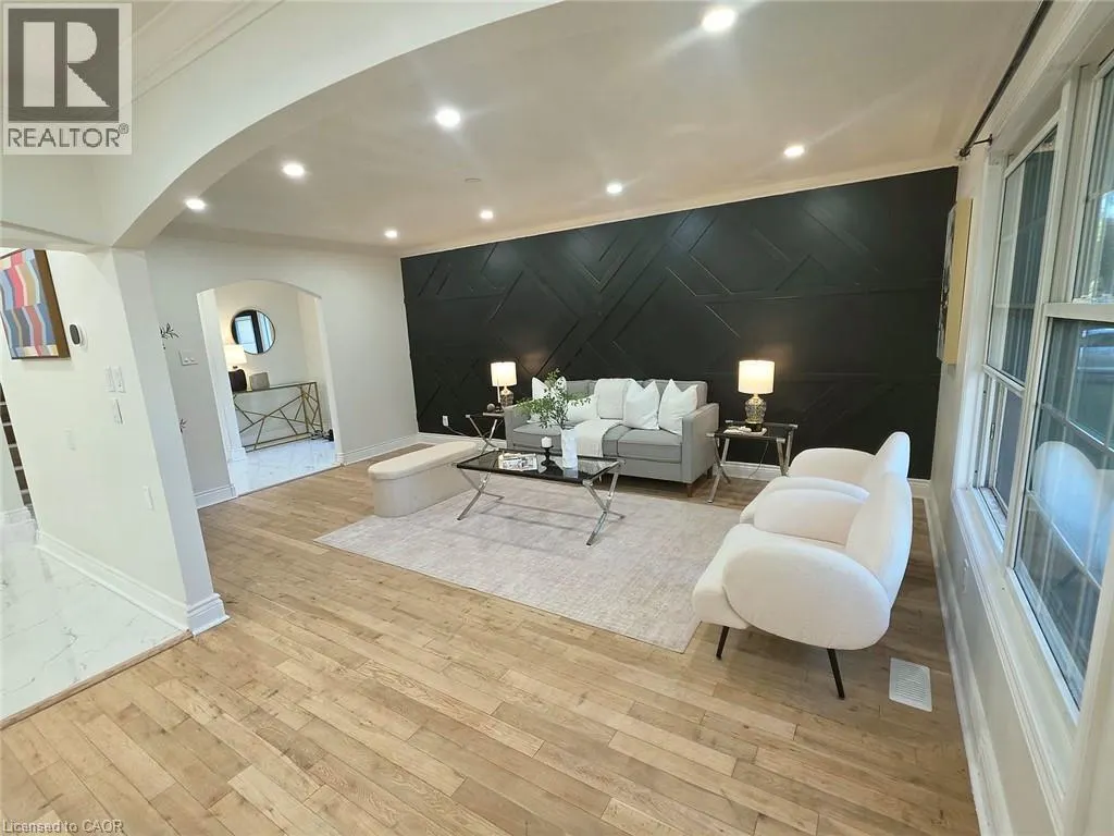 23 ALAYNE Crescent