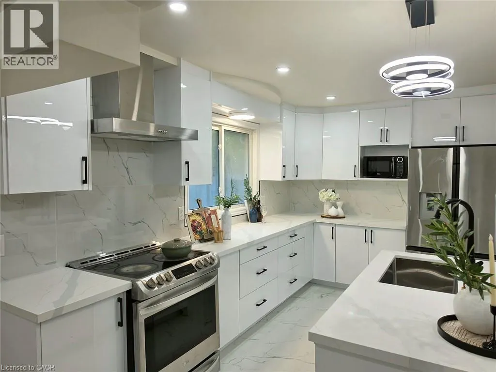 23 ALAYNE Crescent