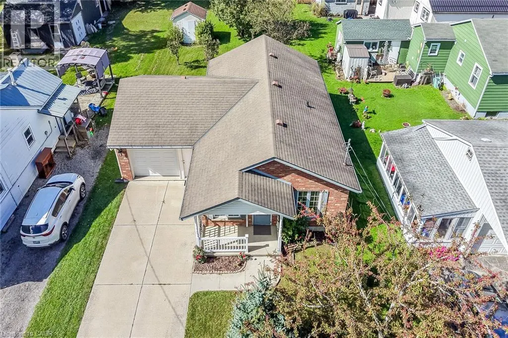 424 JOHN Street
