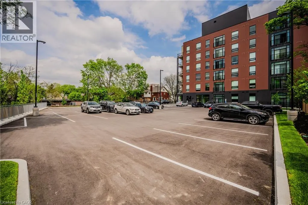 24 UNION Street E Unit# 205 #205