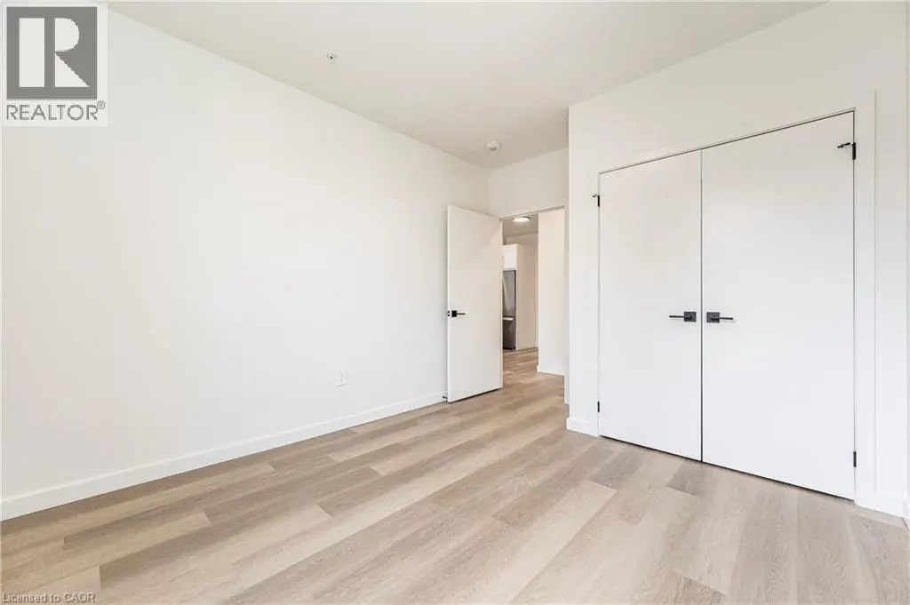 24 UNION Street E Unit# 205 #205