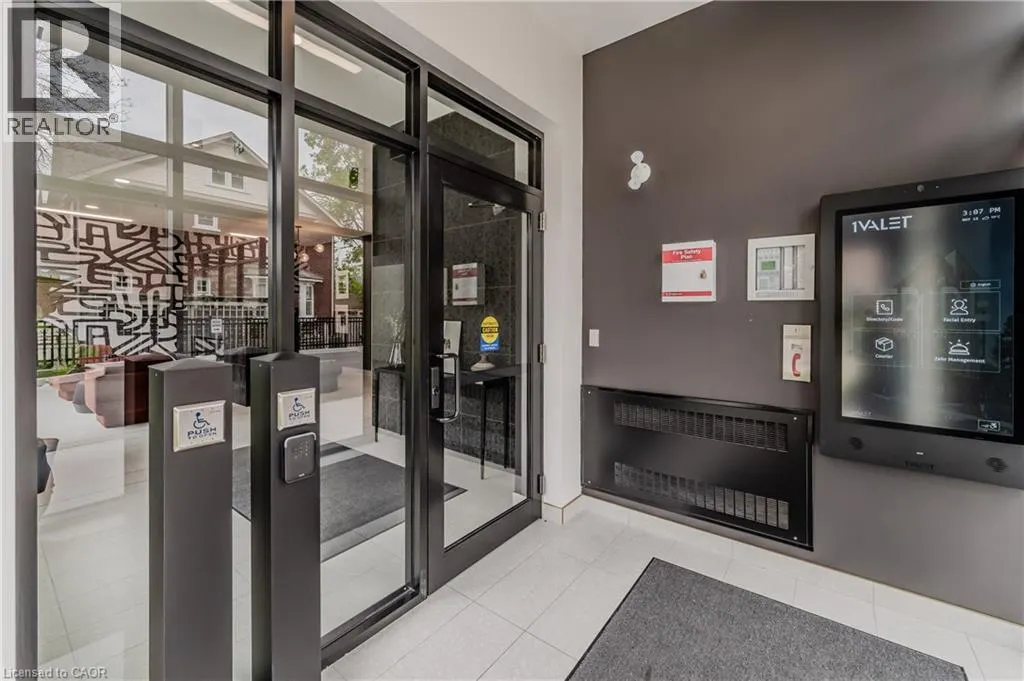 24 UNION Street E Unit# 205 #205