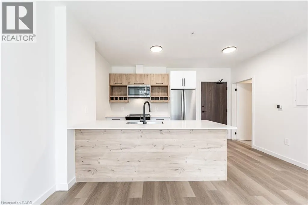 24 UNION Street E Unit# 205 #205