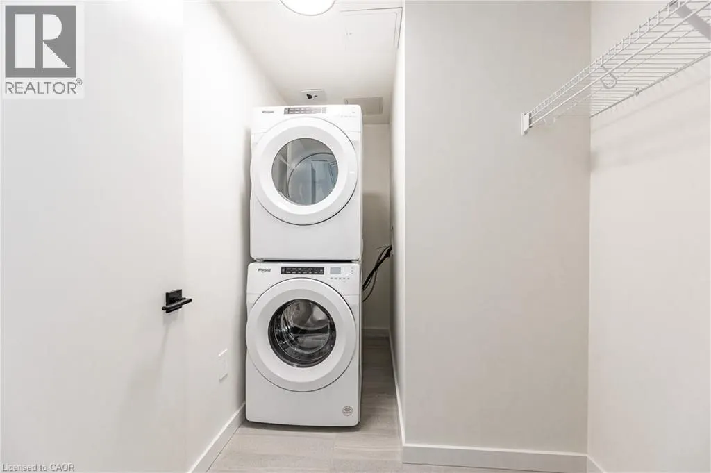24 UNION Street E Unit# 205 #205