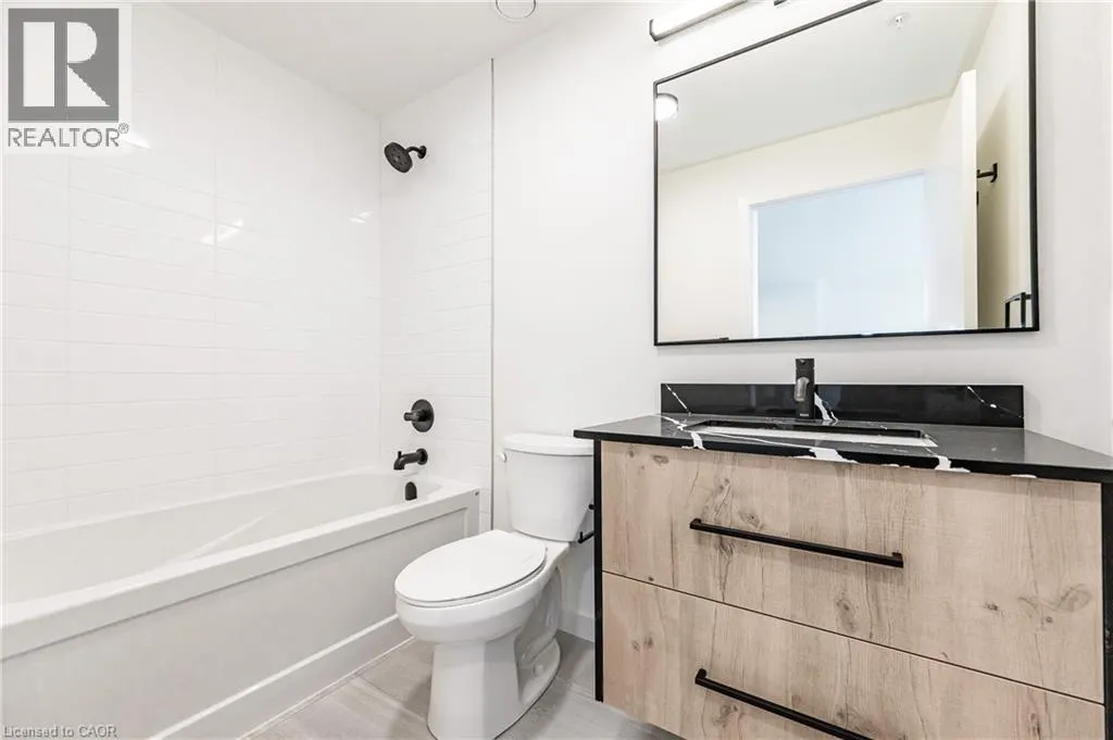 24 UNION Street E Unit# 205 #205