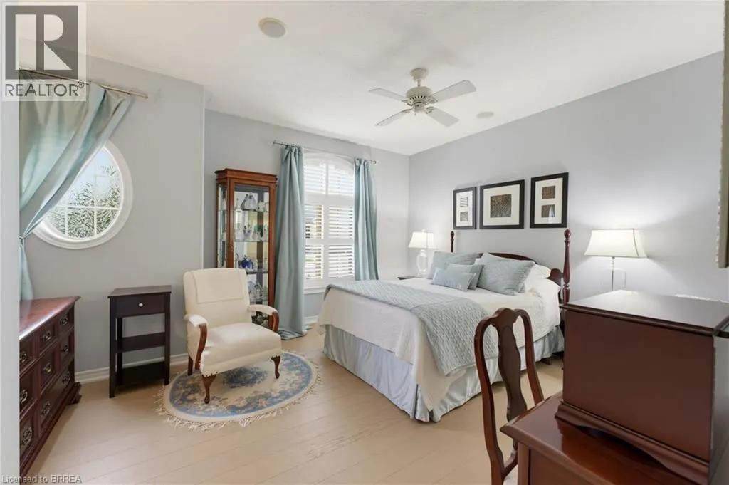 68 FAIRVIEW Drive Unit# 3 #3