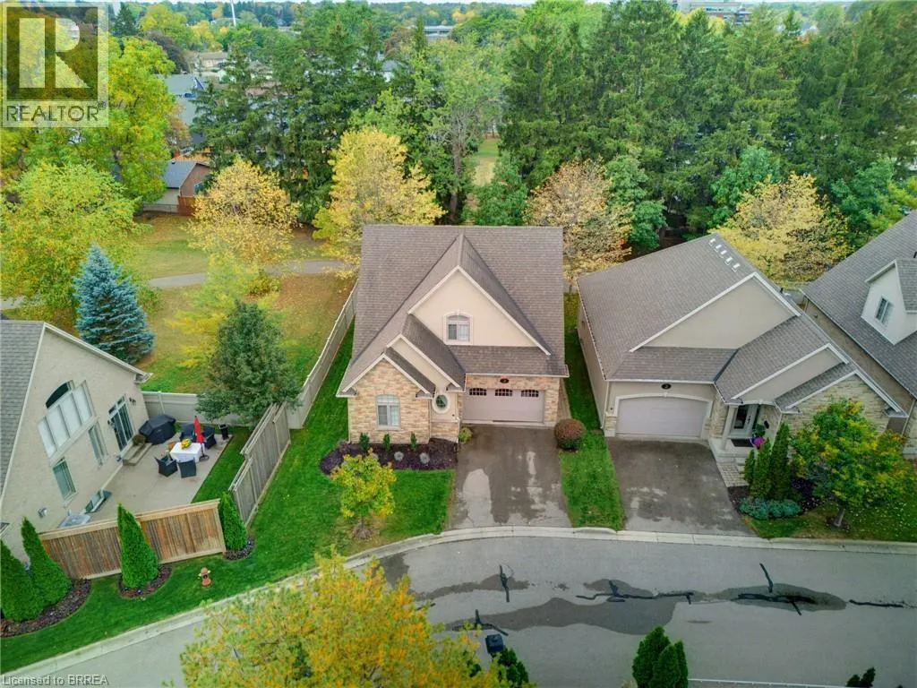68 FAIRVIEW Drive Unit# 3 #3