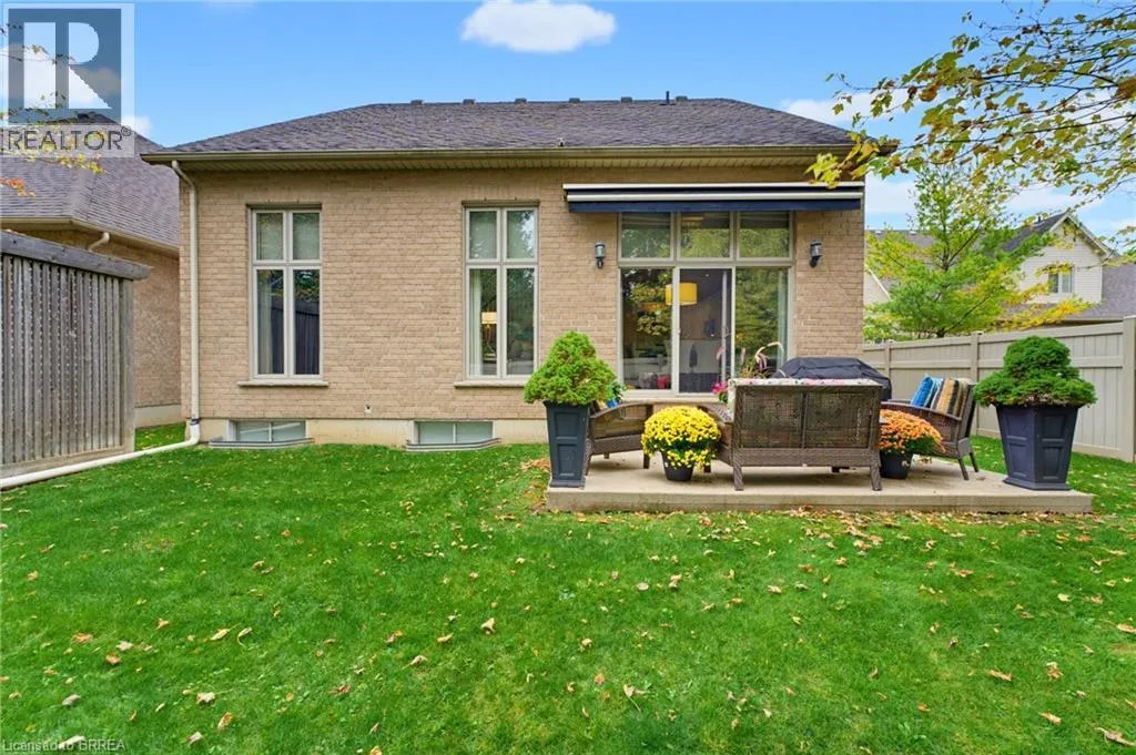 68 FAIRVIEW Drive Unit# 3 #3