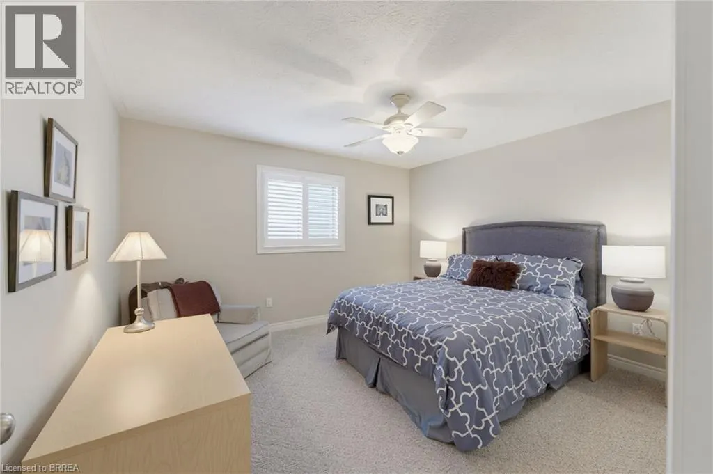 68 FAIRVIEW Drive Unit# 3 #3