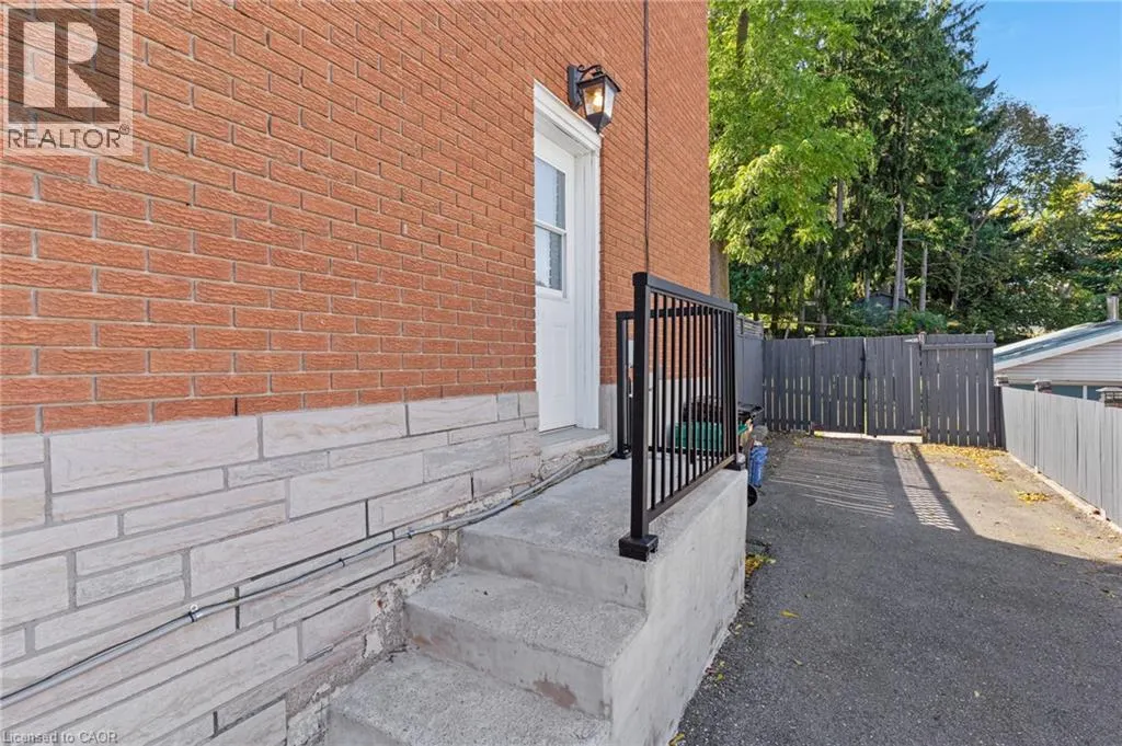 1708 FRANKLIN Boulevard