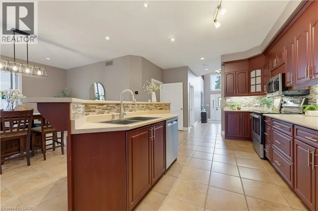 240 WOODHAVEN Road Unit# A #A