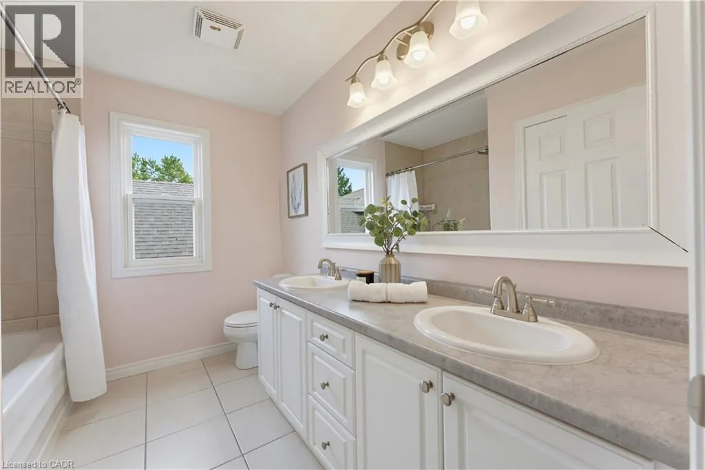 240 WOODHAVEN Road Unit# A #A