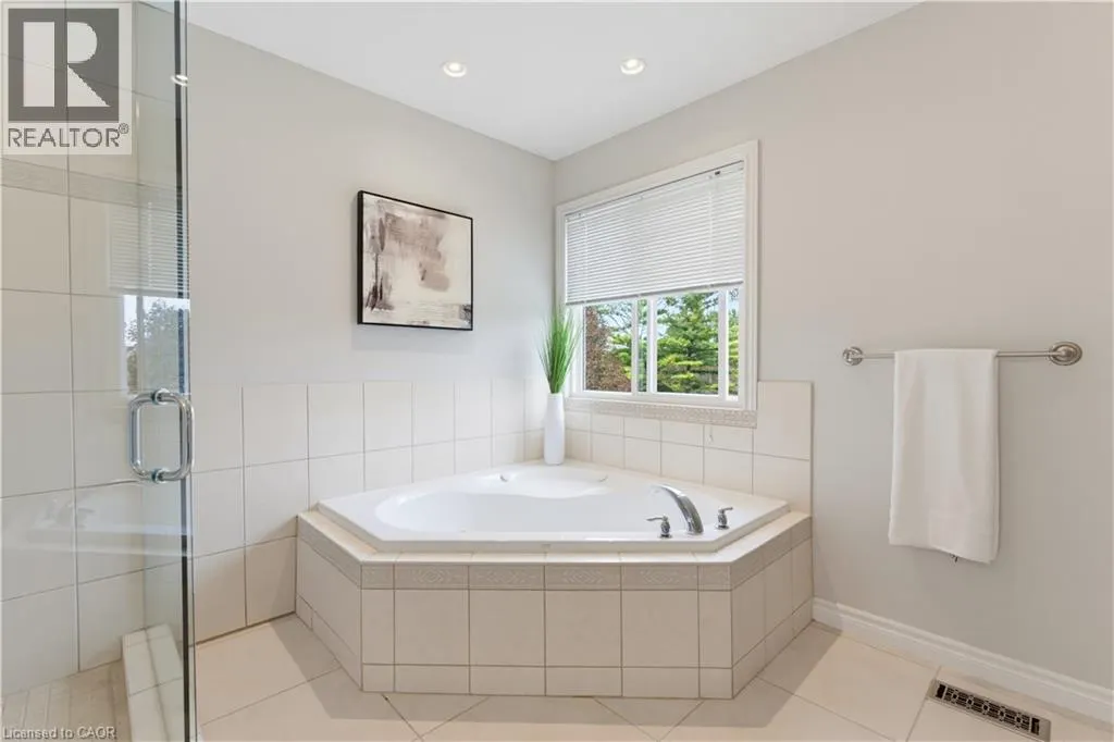 240 WOODHAVEN Road Unit# A #A
