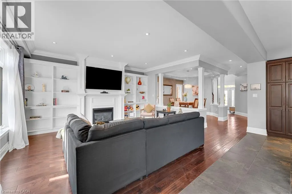 85 KOPPERFIELD Lane