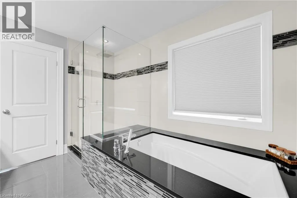 85 KOPPERFIELD Lane