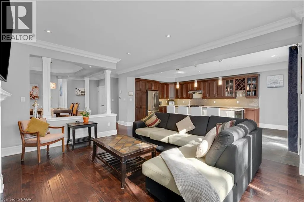 85 KOPPERFIELD Lane