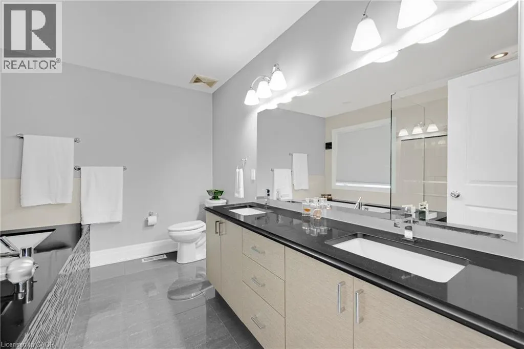 85 KOPPERFIELD Lane