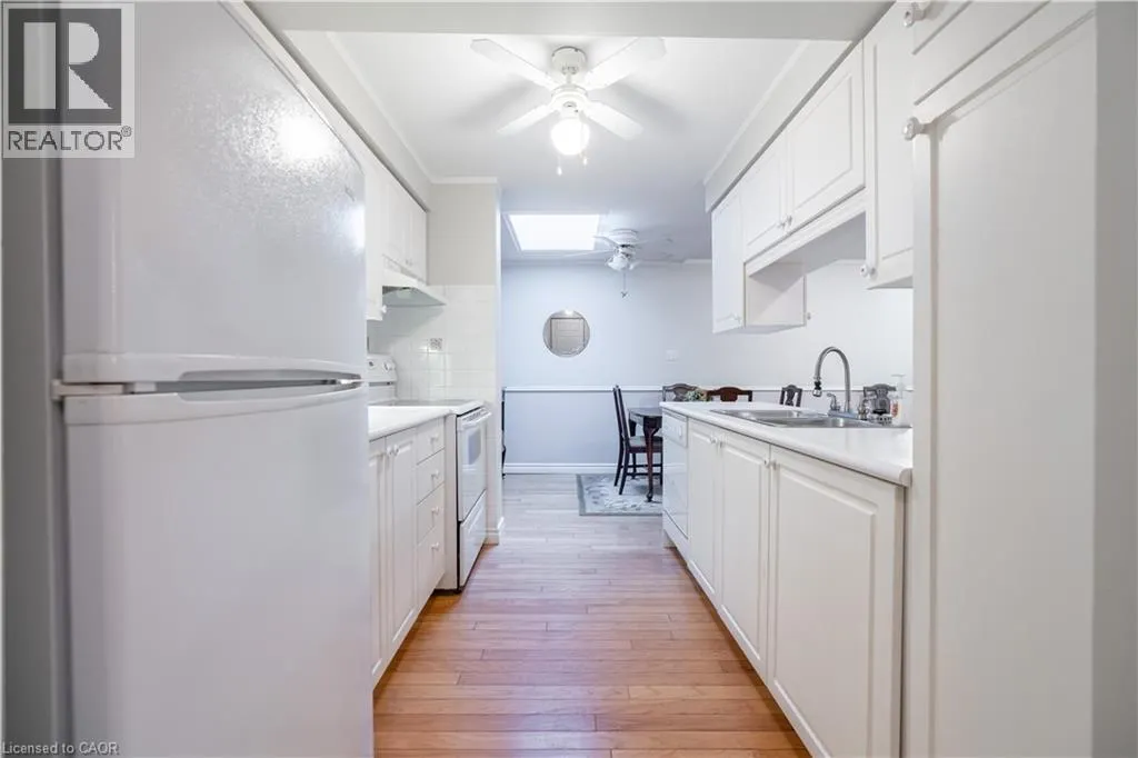 970 GOLF LINKS Road Unit# 306 #306