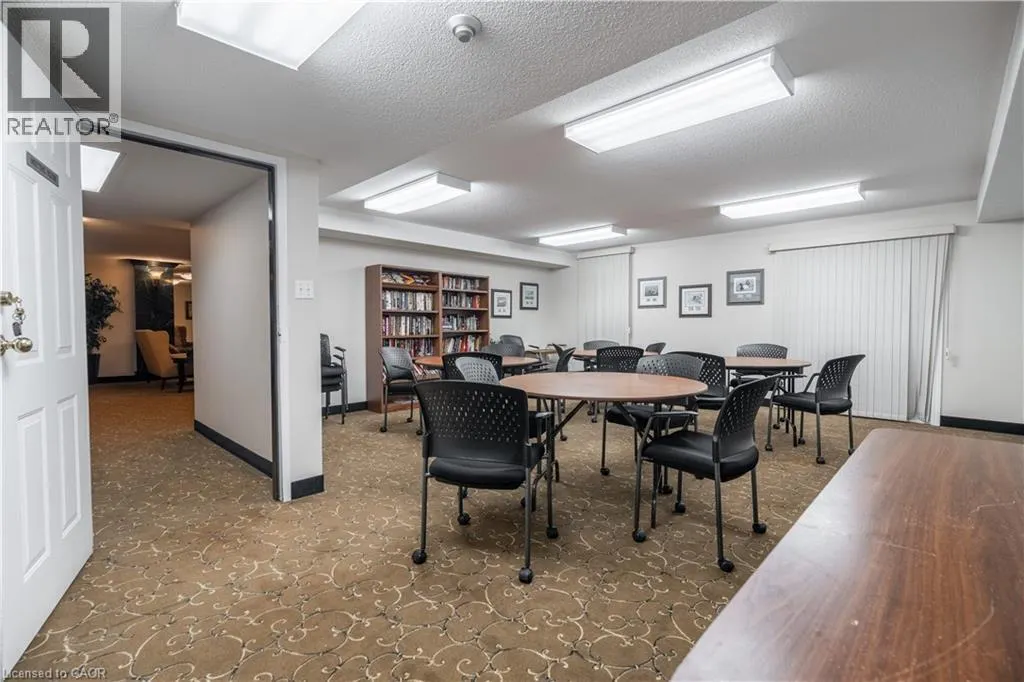 970 GOLF LINKS Road Unit# 306 #306
