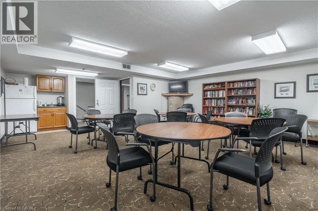 970 GOLF LINKS Road Unit# 306 #306