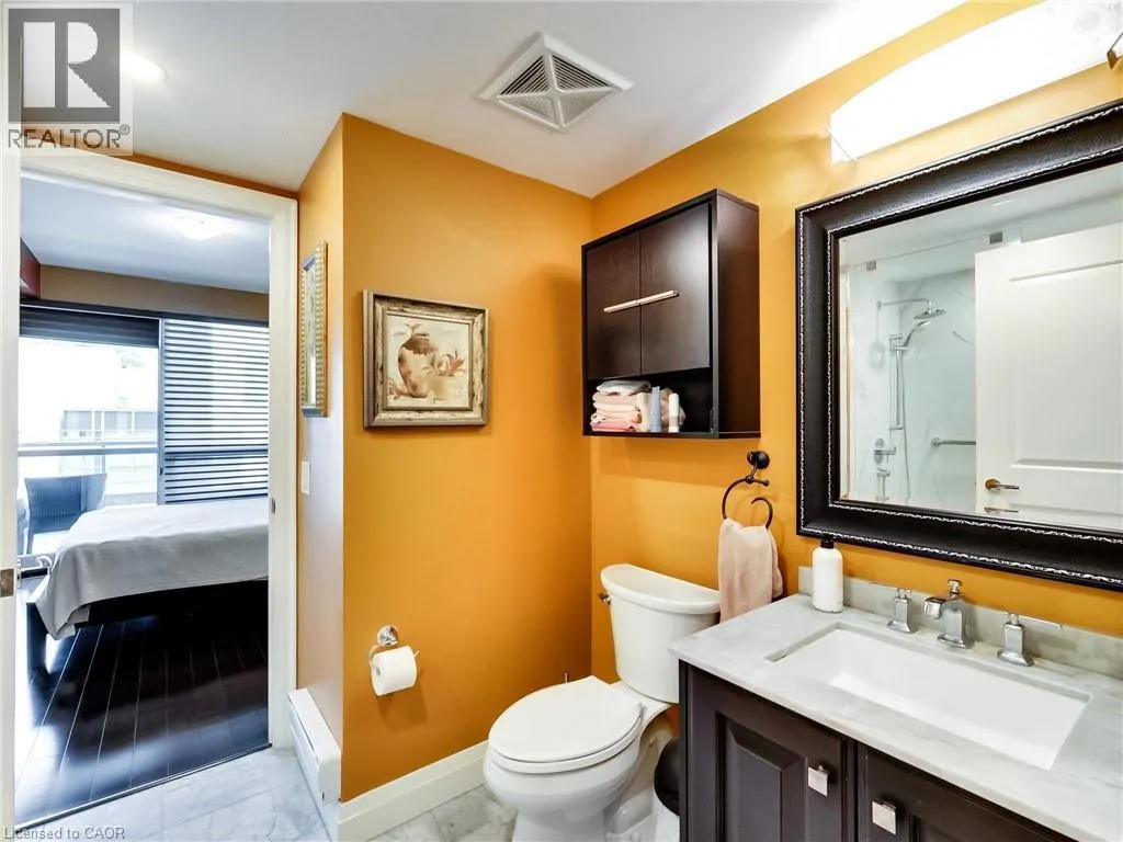 11 BRONTE Road Unit# 306 #306