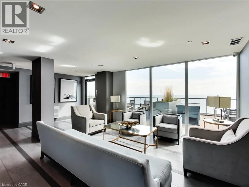 11 BRONTE Road Unit# 306 #306