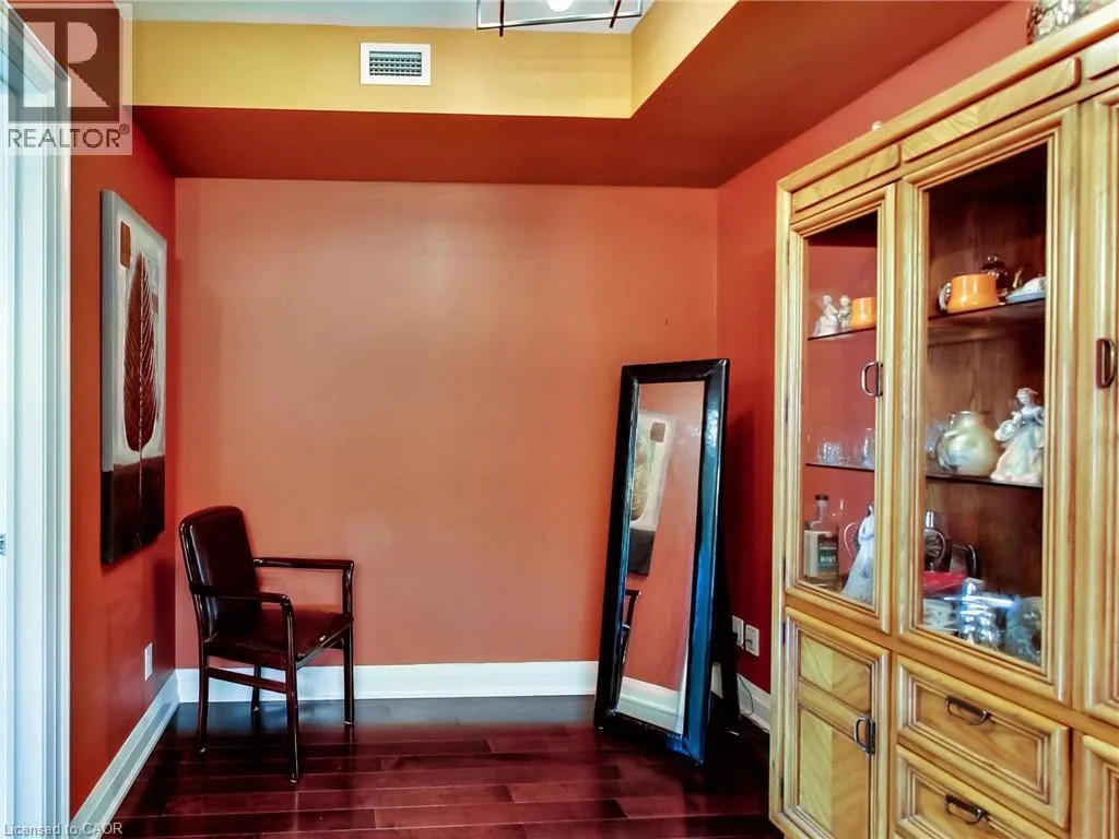 11 BRONTE Road Unit# 306 #306