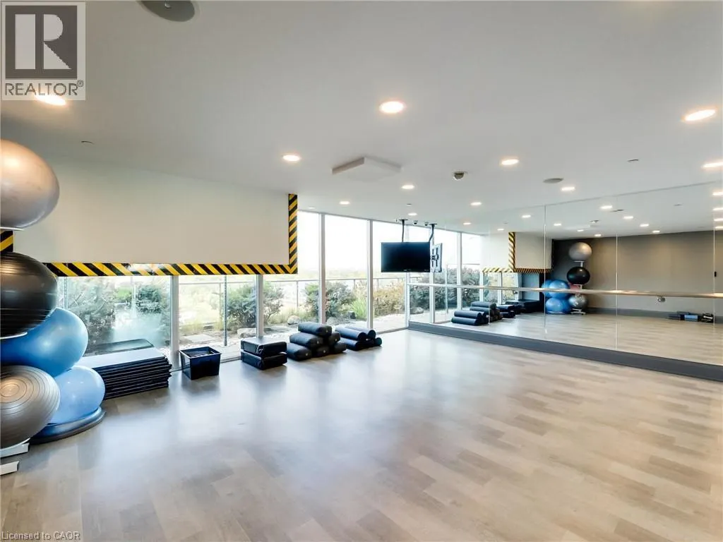 11 BRONTE Road Unit# 306 #306