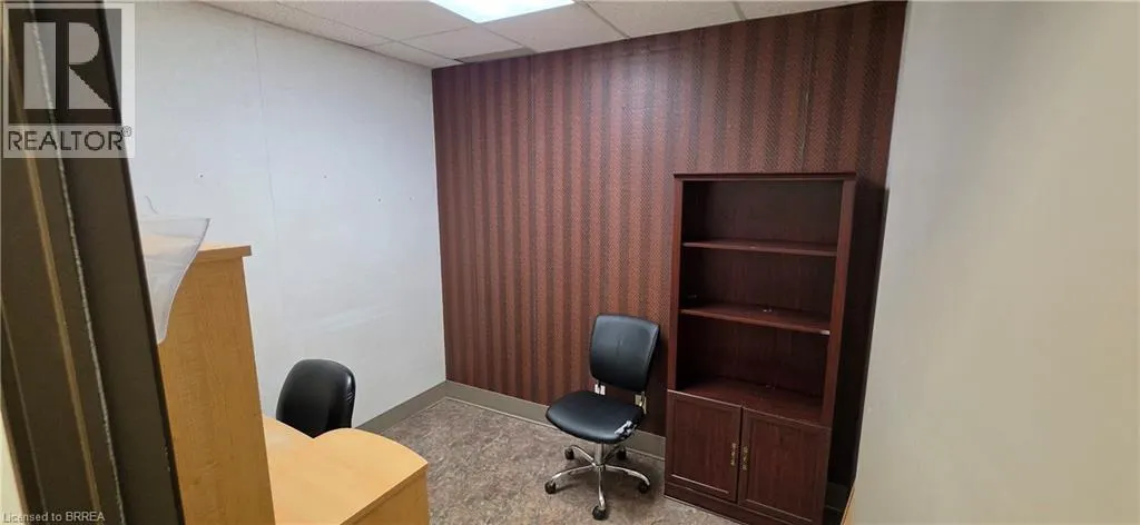 222 FAIRVIEW Drive Unit# 205 #205