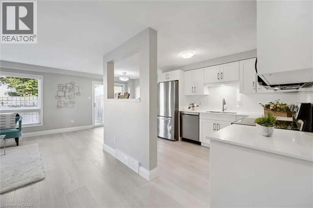 78 FOXGLOVE Crescent