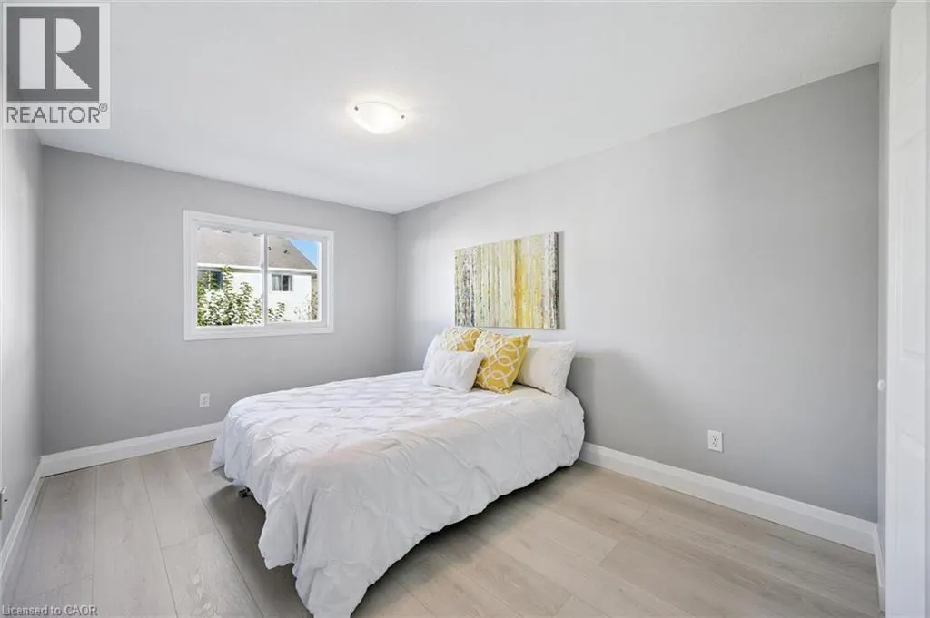 78 FOXGLOVE Crescent