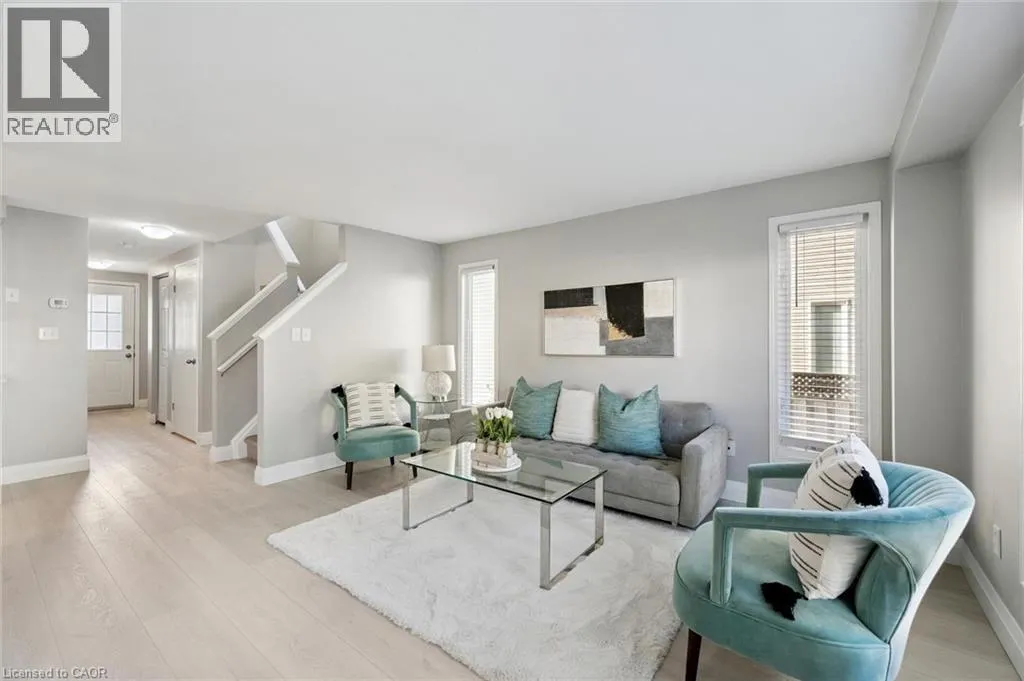 78 FOXGLOVE Crescent