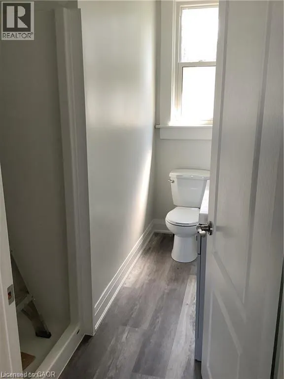 90 KENT Street S Unit# 4 #4