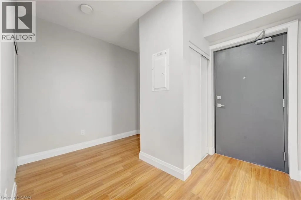 1 WELLINGTON Street Unit# 207 #207